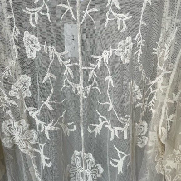 Icing Cream Lace Robe. Size OS - Picture 7 of 11